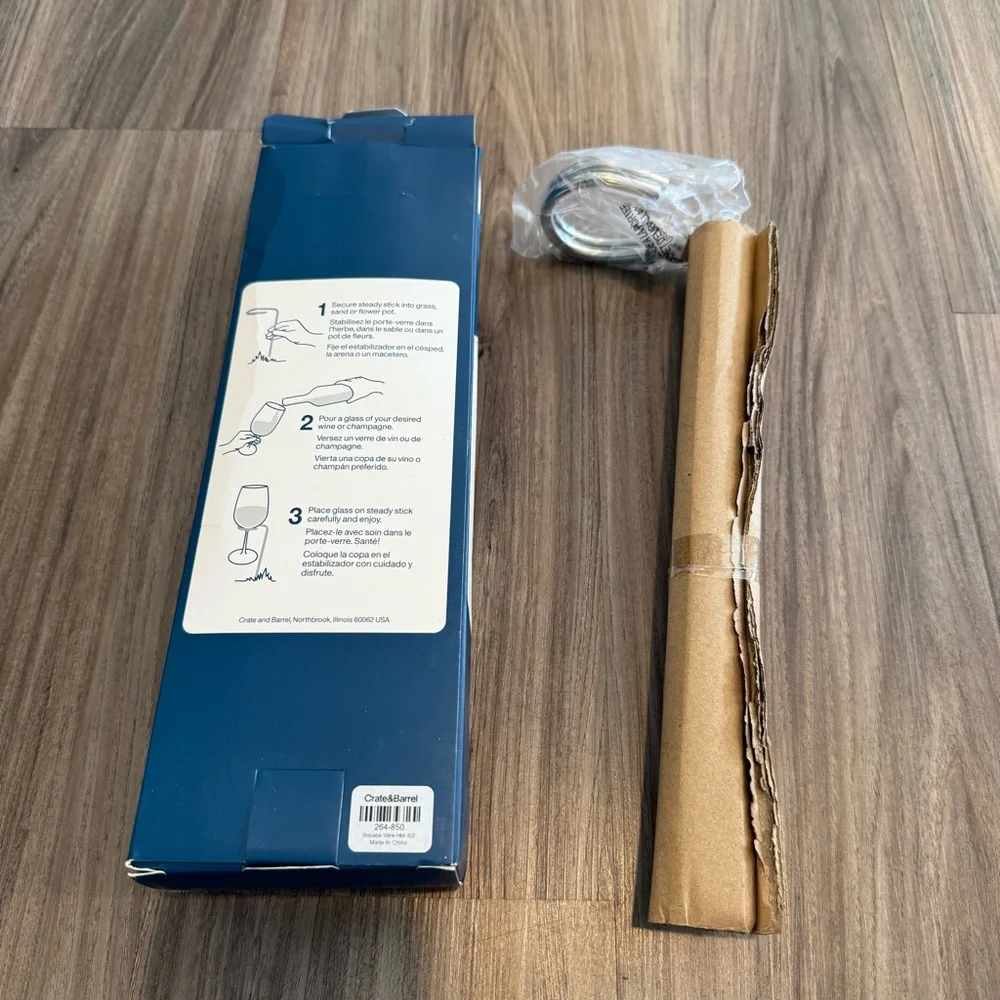 NWT Crate&Barrel Wine Glass Holder Stakes 2pk